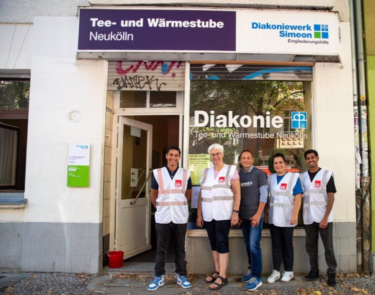 Kochen für Bedürftige in der Tee- und Wärmestube 2