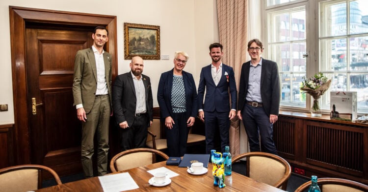 Verdienstorden für Neuköllner Unternehmer Thomas Noppen 6